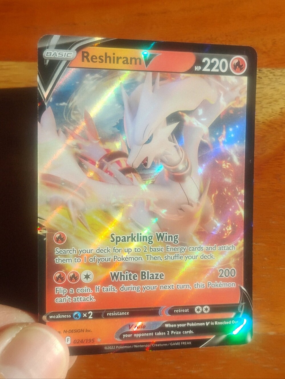 Mint 2022 Holo Ultra Rare Reshiram V 024/195 Silver Tempest Pokemon Card